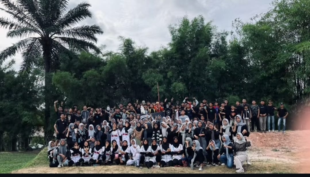 TIM FUTSAL PUTRA DAN PUTRI DIAERO SPORT